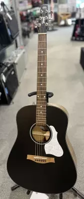 Seagull Guitars - S6 Classic Black A/E Acoustic Guitar